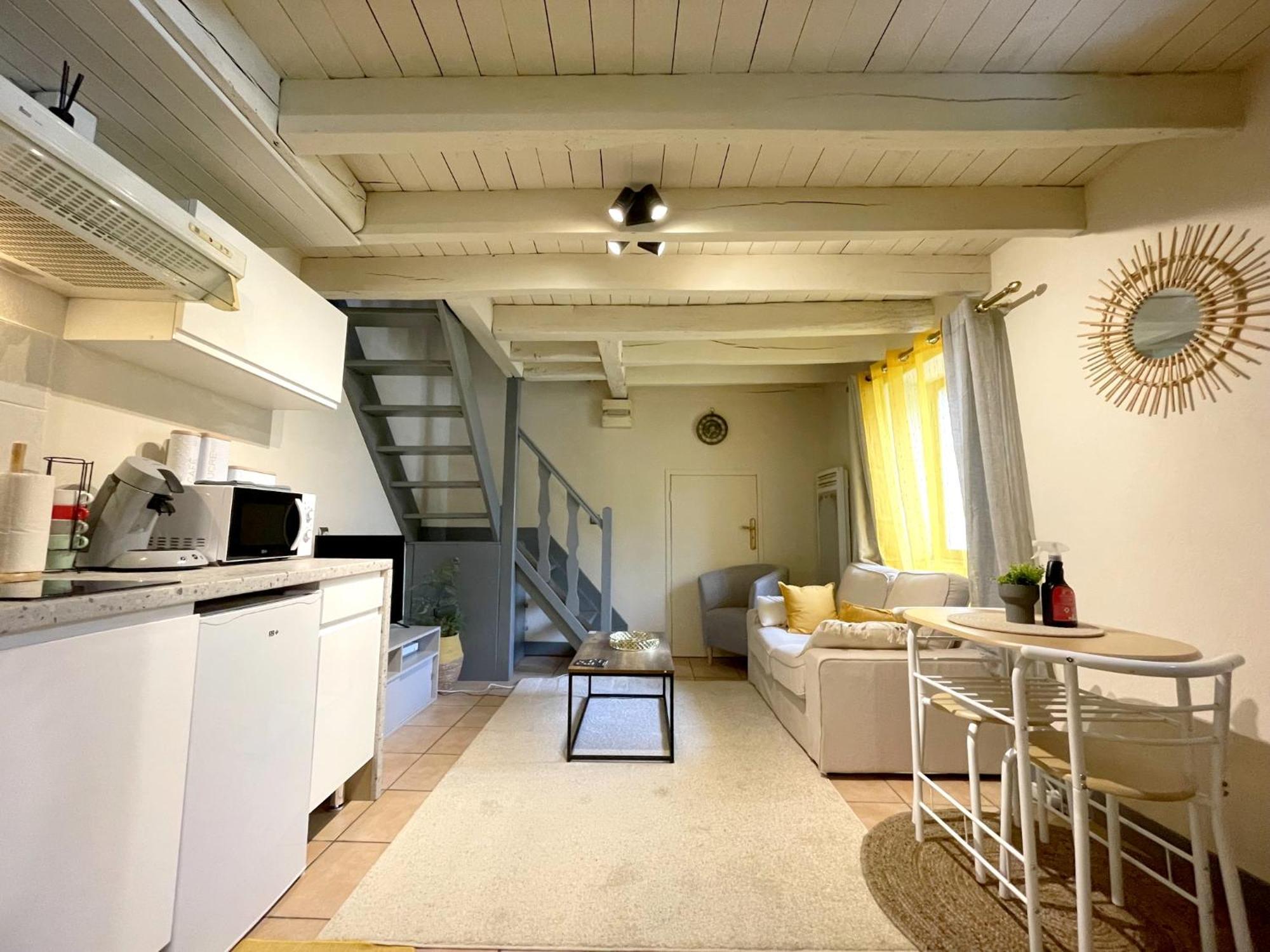 "Sainte Valiere", Appartement Calme Sur Cour Privative, Nevers Exterior foto